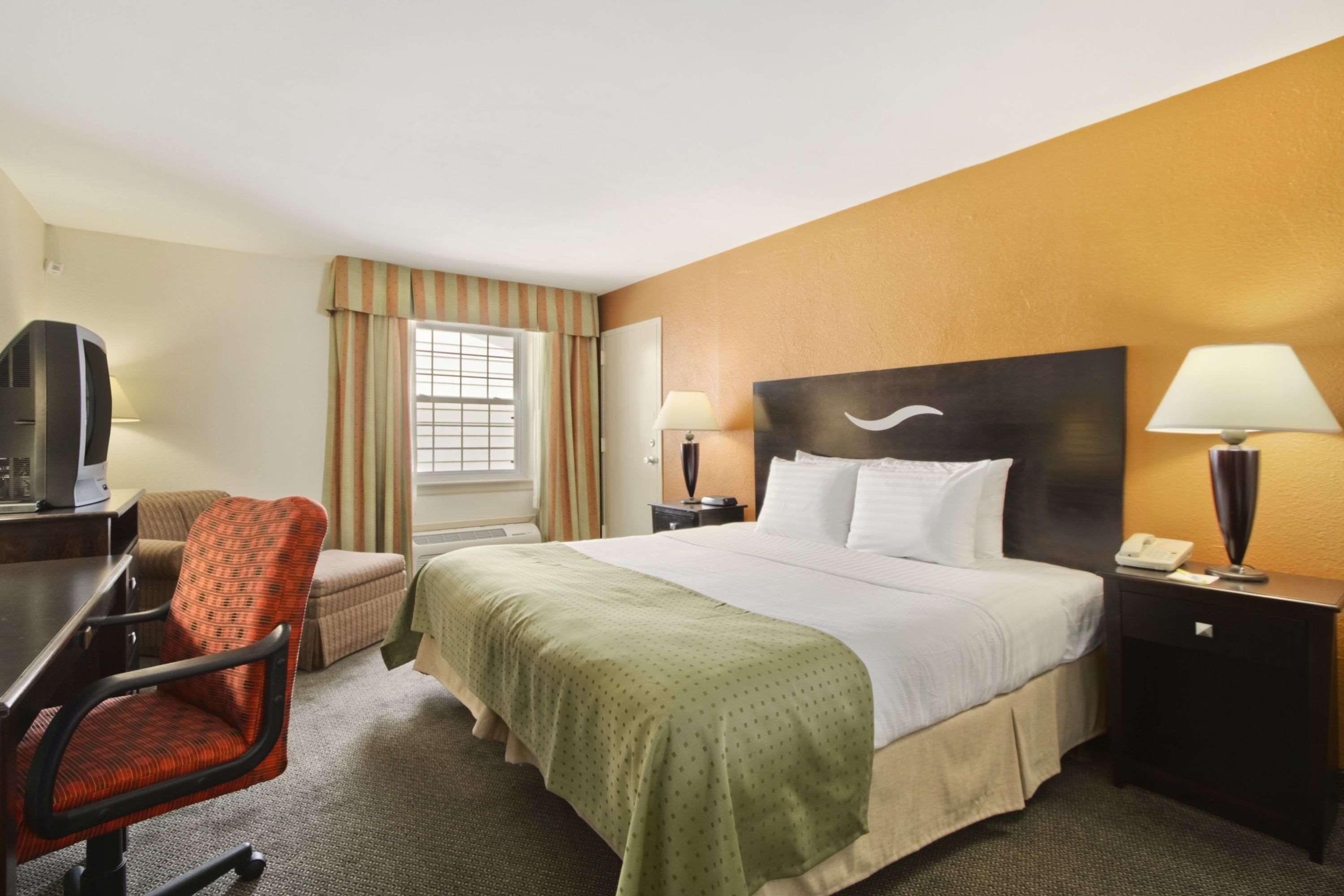 Days Inn By Wyndham Shelburne/Burlington Kültér fotó